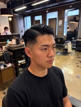 ワンワンオー バーバーショップ 博多店(@110 BARBER SHOP) ビジネス/フェード/濡れパン/バーバー/美容室/理容室/博多/眉毛