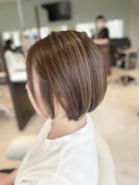 アメイジングヘアー 美沢店(AMAZING HAIR) ハイライト×大人ボブ上品で小顔効果も◎