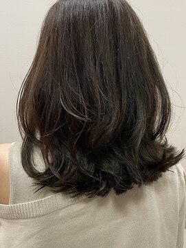 メイプルフェロー(MAPLE fellow) 20代30代大人可愛い◎小顔くびれミディアム×ナチュラルブラウン