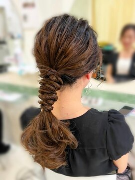 ブリエ(briller) ERIstyle☆キレイ目カジュアル×ポニー