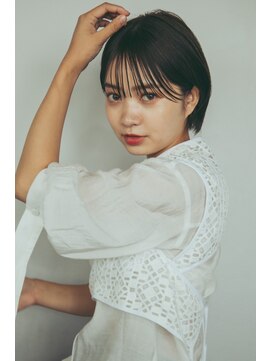 クラン(clan) 外ハネボブセクションカラーグラデーションカラーペールベージュ