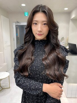 ロンド マーレ 天神大名店(Lond mare) 小顔になれる顔まわりカット 韓国ヘア 韓国くびれ巻きレイヤー