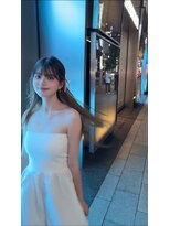 オリーブツキちゃん_前髪アンブレラカラーこなれミディ