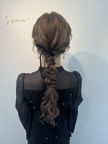 ソノ(sono)&nbsp;編み下ろし　結婚式ヘアセット　パーティー　二次会