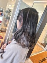 コワファースト  させぼ五番街店(COIFF1RST)&nbsp;ホワイトグレー×インナーカラー