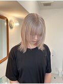 ホワイトベージュカラー ケアブリーチ