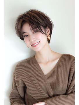 ハピネス クローバー 八木店(Happiness CLOVER) マッシュショート アッシュカラー 白髪ぼかし 髪質改善 八木