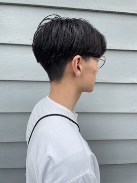 ヘアーアンドメイクアップモパ センターパート