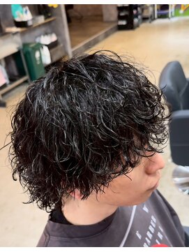 カーニー 北千住(kearny) メンズカットパーマ/ニュアンスパーマ/フェザーパーマ[北千住]