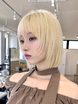 アンバー 池袋(amber) ライン感あるぷつっとレイヤーボブ