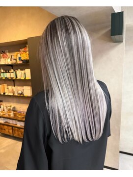 サニー 渋谷(SUNNY) バレイヤージュ、ハイライト、レイヤーロング、グレーベージュ