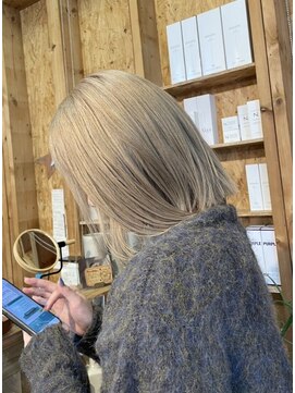 アフターニュース 新潟(afternews) ミルクティーベージュ/ダブルカラー/ケアブリーチ/髪質改善/駅南