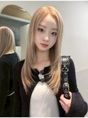 ワンカールで決まるハッシュカット×ミルクティーブロンド