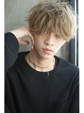 サロンドミルク 原宿(salon de MiLK) ソフトツーブロック×ハイトーン