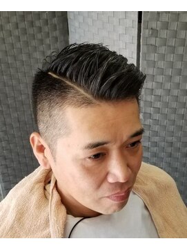 ツーブロック ライン入り L ヘアークラブ カズ Kazz のヘアカタログ ホットペッパービューティー ツーブロック ライン入り L ヘアークラブ カズ Kazz のヘアカタログ ホットペッパービューティー