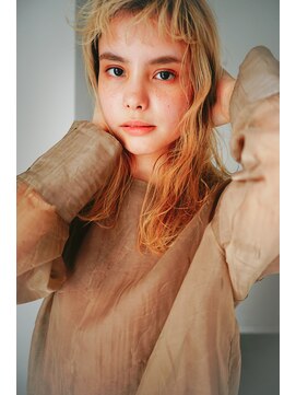 ルーム(Loom.) ブロンドウェーブパーマ【Loom./明治神宮前/原宿/表参道】