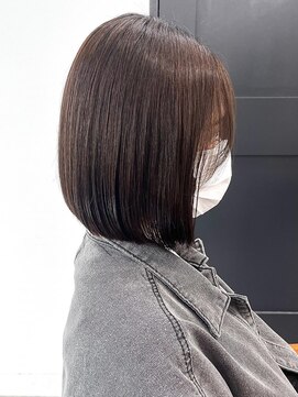 ネオリーブ クーロ(Neolive curro) 【地毛風ストレート】で作るぷつっとボブ◎