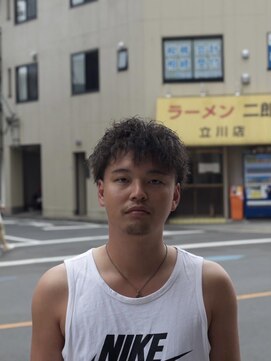 キングスマントーキョー 立川店(KINGSMAN TOKYO) ツイストスパイラル