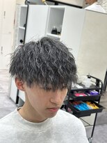 ルースト 京都駅前店(ROOST)&nbsp;縦落ちツイスト