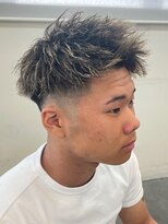 バース バイ ハピネス(BIRTH by happiness)&nbsp;フェードカットジェットモヒカンツイストパーマ短髪刈り上げ