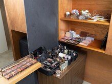 ベリッシモ(Bellissimo)の雰囲気（プロにヘアメイクしてもらいませんか？メイクのお直しにも！）