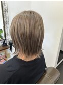 ハイライトベージュ系