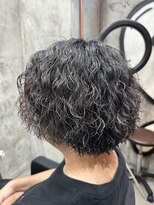 カーニー 上野(kearny)&nbsp;ツイストスパイラルパーマスパイラルパーマメンズ波巻きパーマ