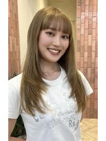 ポイントファイブバイソレイユ 藤沢店(.5 by SOLEIL)&nbsp;ロングレイヤーカットシャギーレイヤーブリーチアッシュベージュ