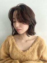 クラン バイ ヘッドライト たまプラーザ店(clan by HEADLIGHT) ナチュラルな流し前髪/外ハネミディアム/大人可愛い/伸ばしかけ