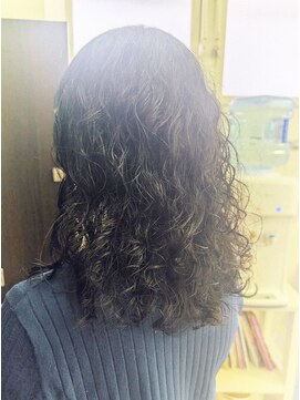 ヘアーワークスミスト 池袋店(Hair Works MIST) ミディアム強めパーマ
