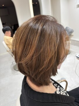 ルシエバイファブリック(Lucie by fabrique) ハイトーンカラー／ブリーチオンカラー