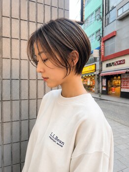 フェイス 石川町 (FACE)の写真/【360°可愛いシルエット】カット技術の高さが◎可愛さの中に大人らしさを感じるショートスタイルをご提案