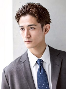 メンズルービック 江坂(MEN’s Rubik's) 清潔感抜群！ビジネスマン向けセンターパートショート