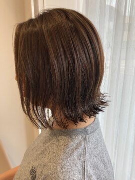 ケーオーエスビューティー(K O S beauty) 切りっぱなしボブ