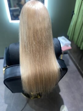 プリンプ(PRIMP) ブランドカラー