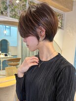 ロンド ストラーダ 心斎橋(Lond strada)&nbsp;ショート×ハイライト白髪ぼかし×マチルダボブ[心斎橋]