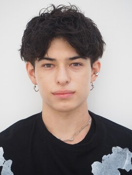 ゼンコー アオヤマ(ZENKO Aoyama) スパイラルショート