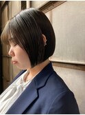 パツっとショートボブ
