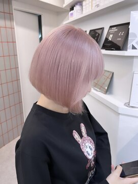 ペレ 渋谷(PELE) イメチェン/ホワイトブロンド/外ハネボブ/ワイドバング/渋谷