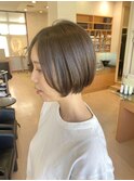 コンパクトショートボブ