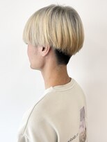 モリオ(morio)&nbsp;◯ツーブロック×透明感ブロンド×マッシュ