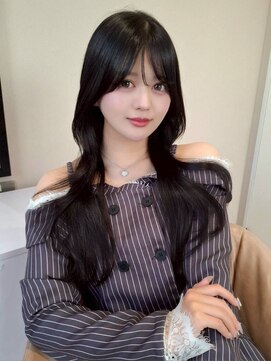 レイヤーカット*巻き髪ロング*黒髪*顔周りカット*髪質改善