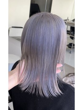 サイ(sai) 前髪/アンブレラカラー/こなれミディ/イメチェン/ウェーブパーマ