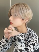 ハルキミナト メゾン(HM MAISON)&nbsp;30代40代50代耳かけショート前髪なしハンサムショートカット
