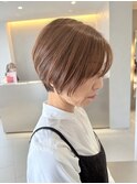 白髪活かし、大人女性ショート[谷合