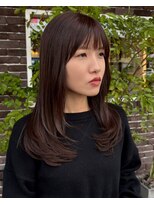 アズグロウ エクラ(AS GROW 'eclat) 上品ダークブラウンレイヤー似合わせカット