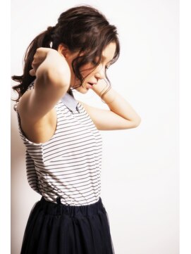 オリーブフォーヘアー(olive For hair) ☆外国人・ポニーアレンジ☆【olive for hair】03-6914-0898