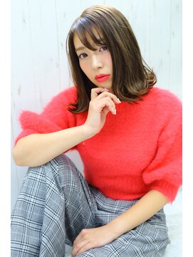 プロム(Prom) 外はねクールボブ