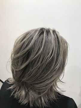 ラ ブーケ 御器所店(La Bouquet) モノトーングラデーション