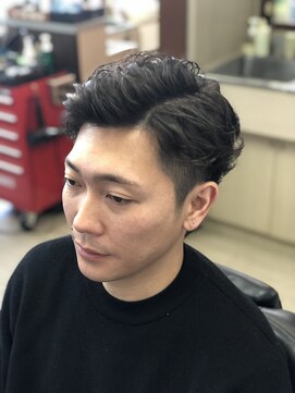 トネリ(Toneri) ツーブロックパーマ